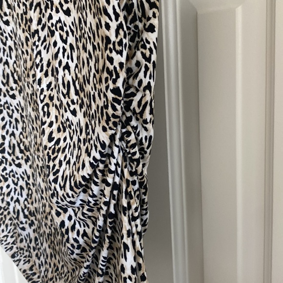 WHBM Leopard print top - Picture 6 of 7